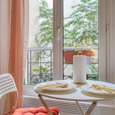 Charming Montmartre *